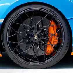 2023 Lamborghini Urus Tires 2023 Lamborghini Urus Tires